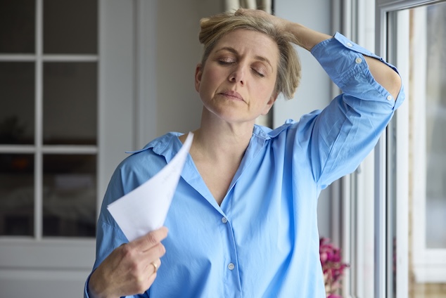 Can Hormone Replacement Therapy Reduce Alzheimer’s Risk? A New Study Says Yes—By a Lot